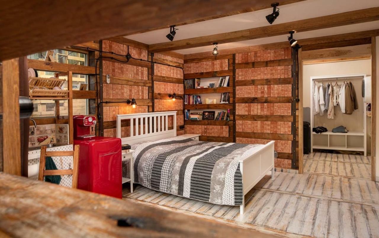 ブラショフ Skay Loft Bed & Breakfast エクステリア 写真