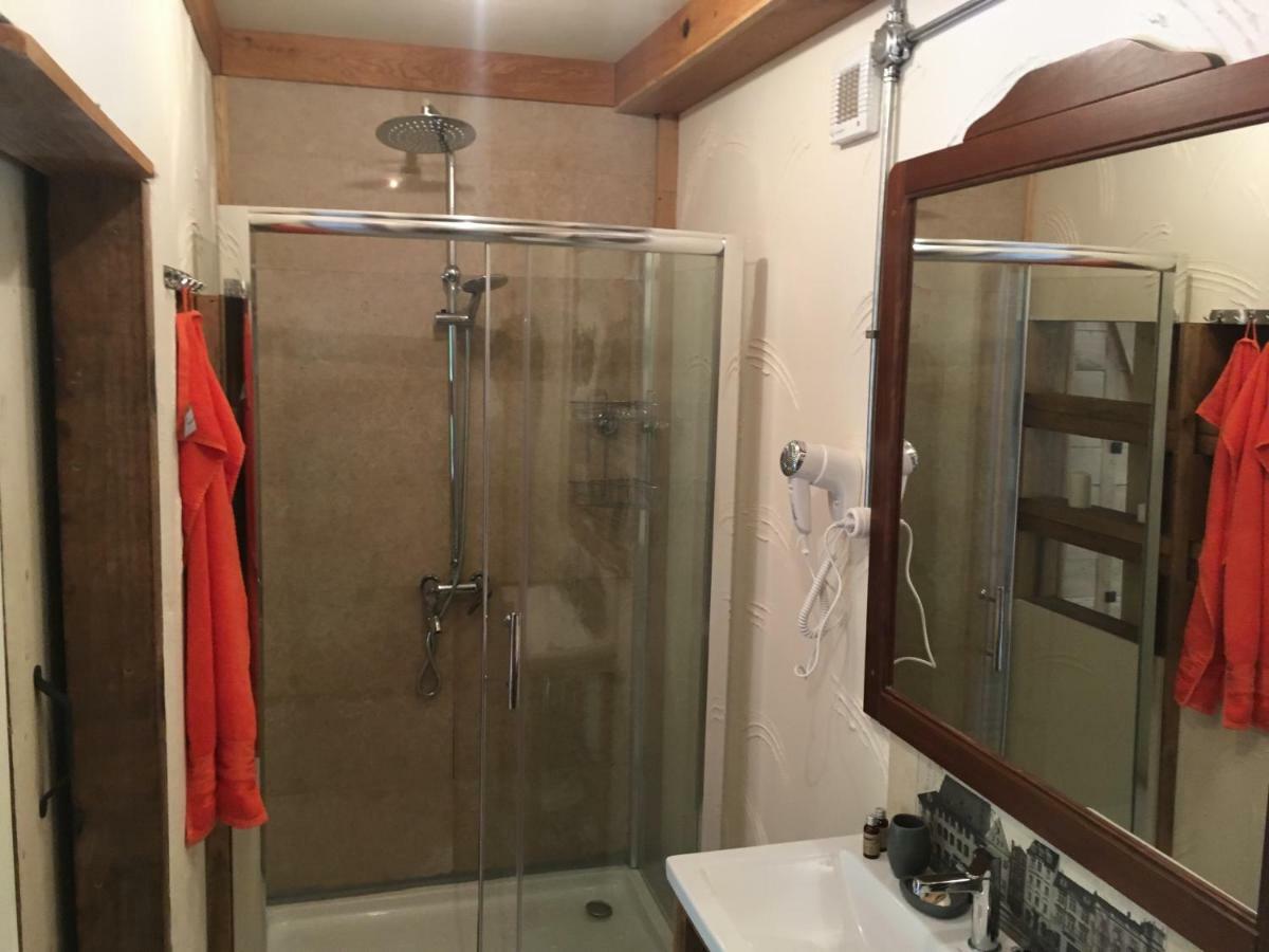 ブラショフ Skay Loft Bed & Breakfast エクステリア 写真